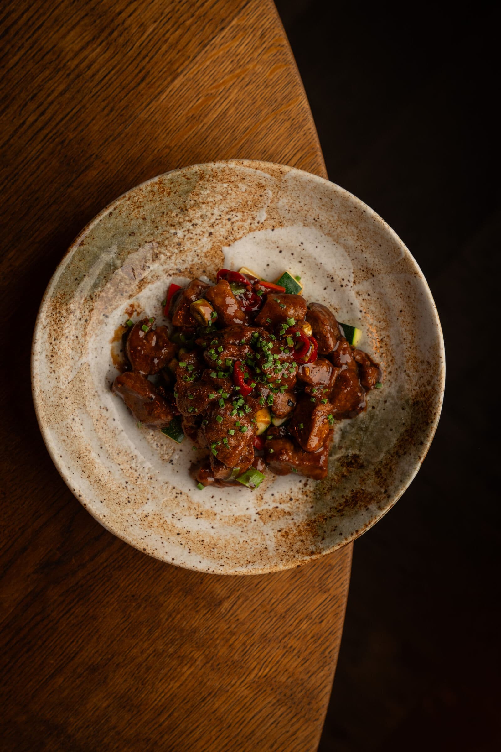 Black pepper beef: ossenhaaspuntjes met knoflook en black pepper
